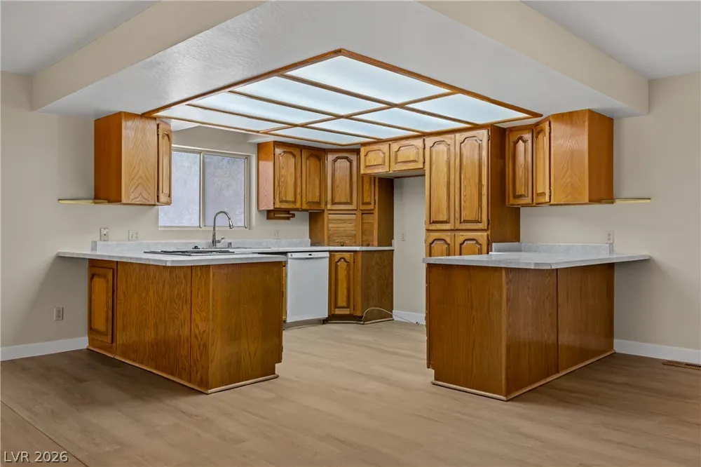 1225 W Cottonwood Avenue Overton, NV 89040
