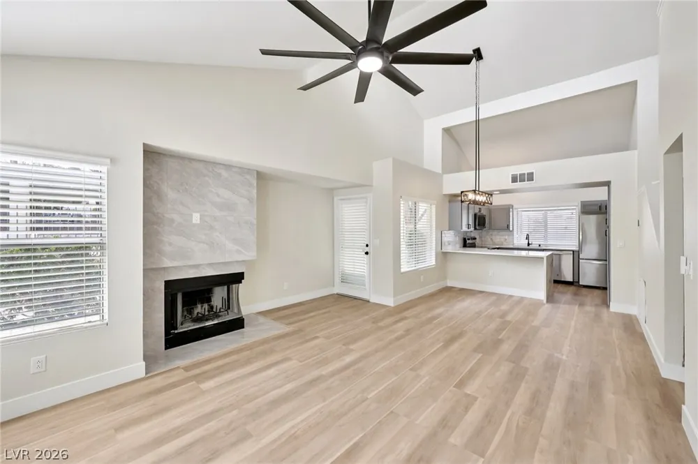 8913 Antioch Way Las Vegas, NV 89117