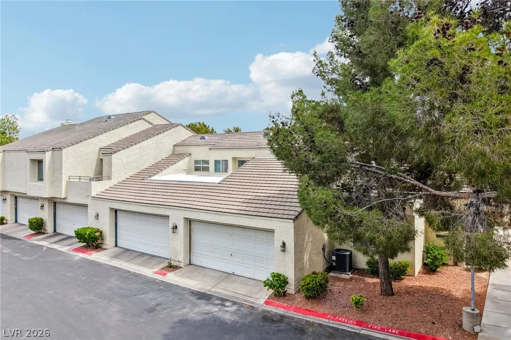 8913 Antioch Way Las Vegas, NV 89117