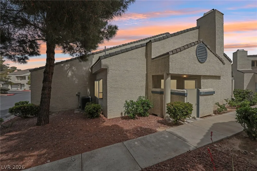 8913 Antioch Way Las Vegas, NV 89117