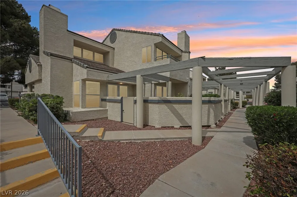 8913 Antioch Way Las Vegas, NV 89117