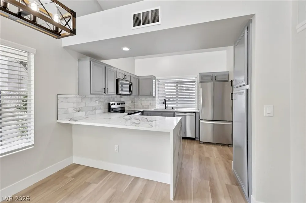 8913 Antioch Way Las Vegas, NV 89117
