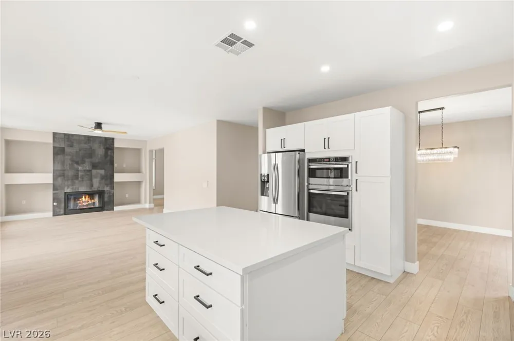 1870 Desert Forest Way Henderson, NV 89012