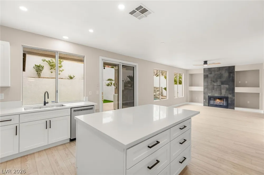 1870 Desert Forest Way Henderson, NV 89012