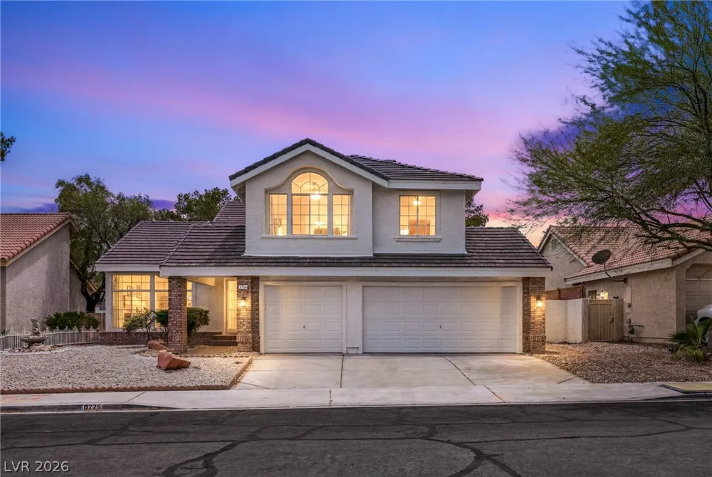 9725 Cascade Falls Avenue Las Vegas, NV 89117
