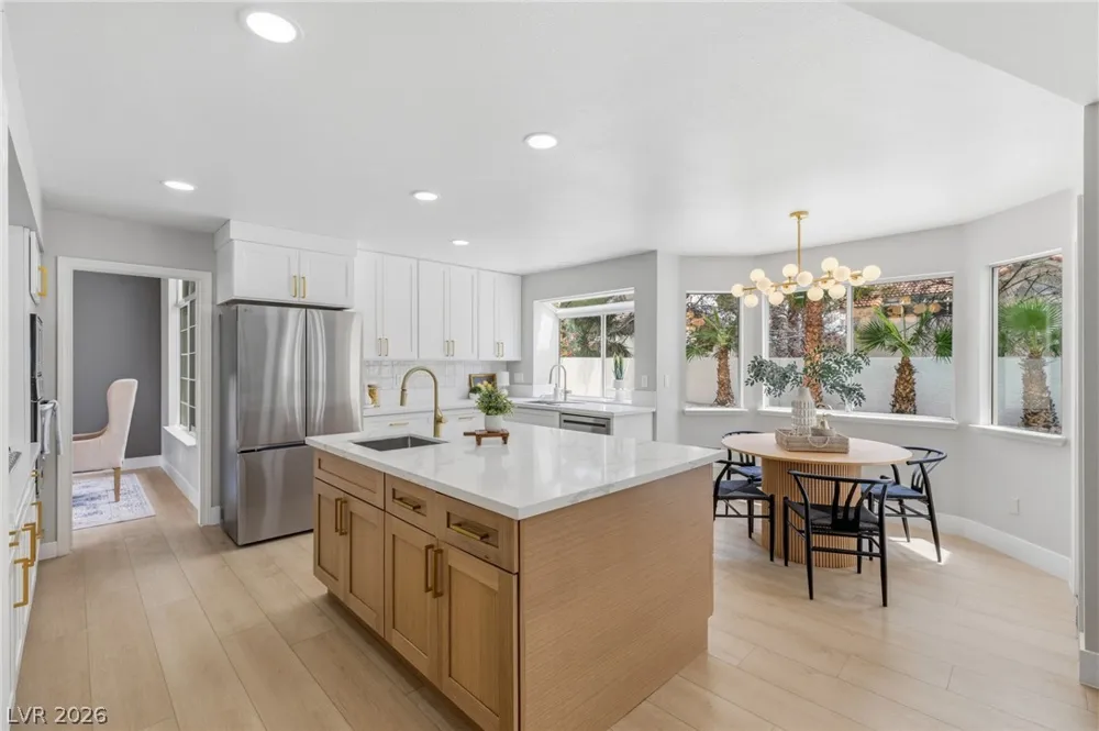 9725 Cascade Falls Avenue Las Vegas, NV 89117