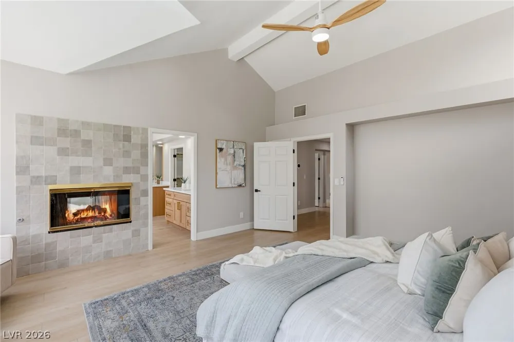 9725 Cascade Falls Avenue Las Vegas, NV 89117