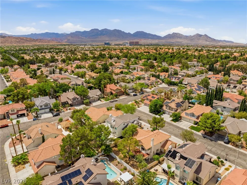 9725 Cascade Falls Avenue Las Vegas, NV 89117