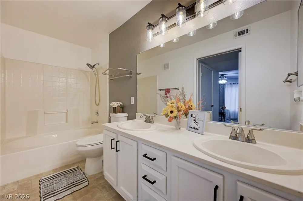 3067 Key Largo Drive #104 Las Vegas, NV 89120