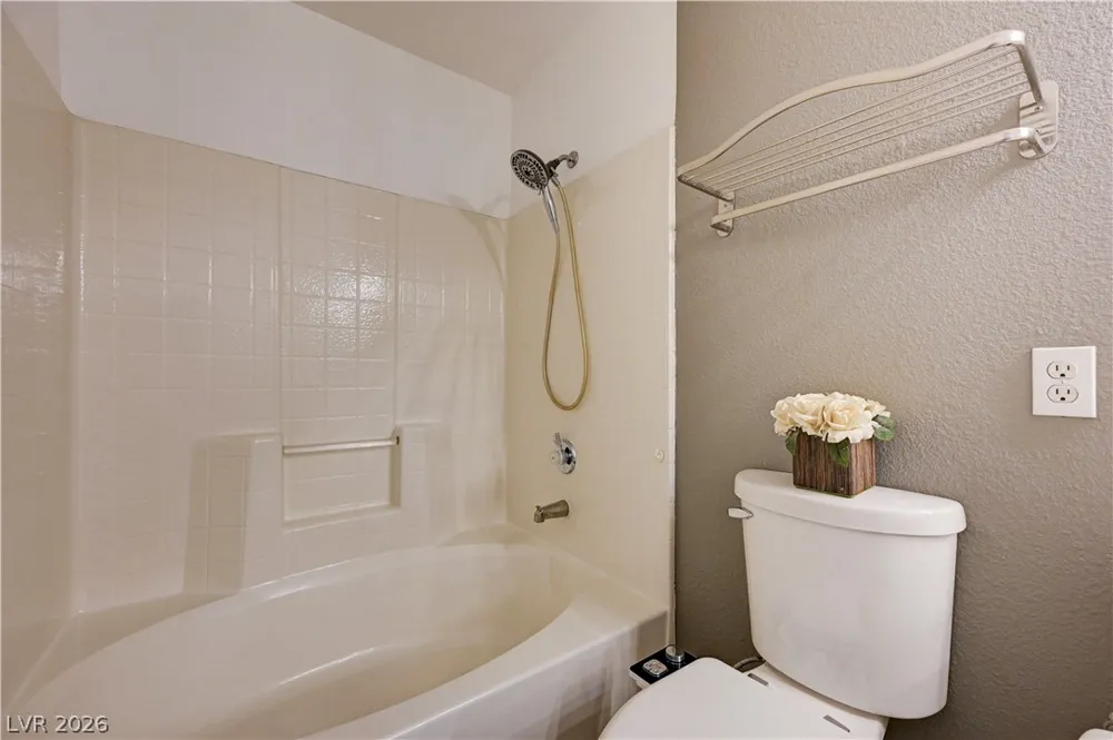 3067 Key Largo Drive #104 Las Vegas, NV 89120