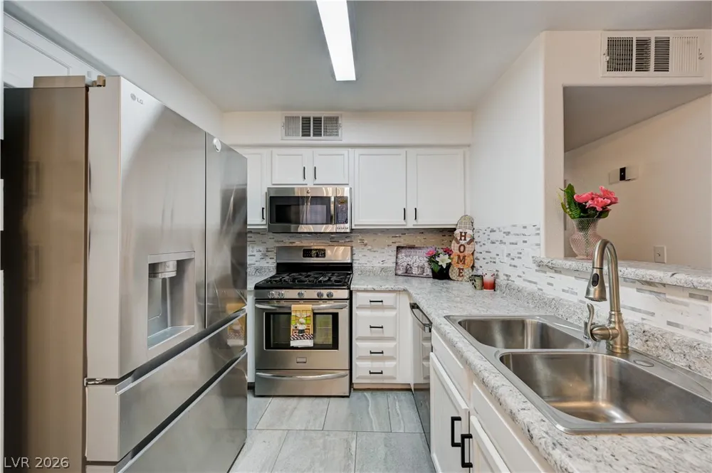 3067 Key Largo Drive #104 Las Vegas, NV 89120