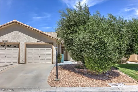 5736 Colwood Lane