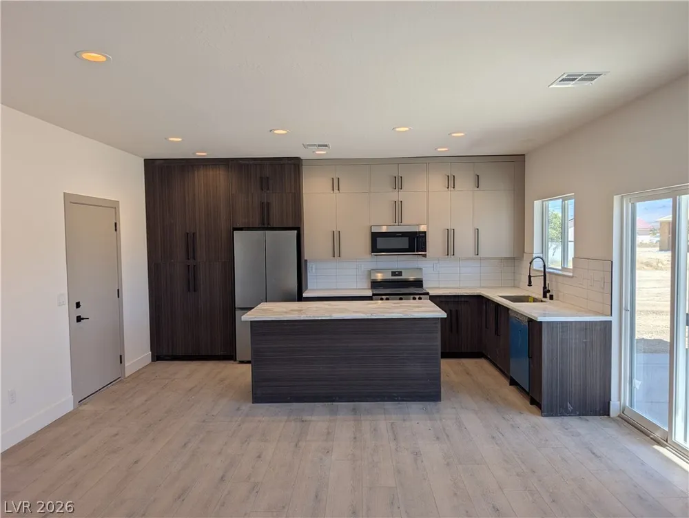 2886 Mount Charleston Pahrump, NV 89048
