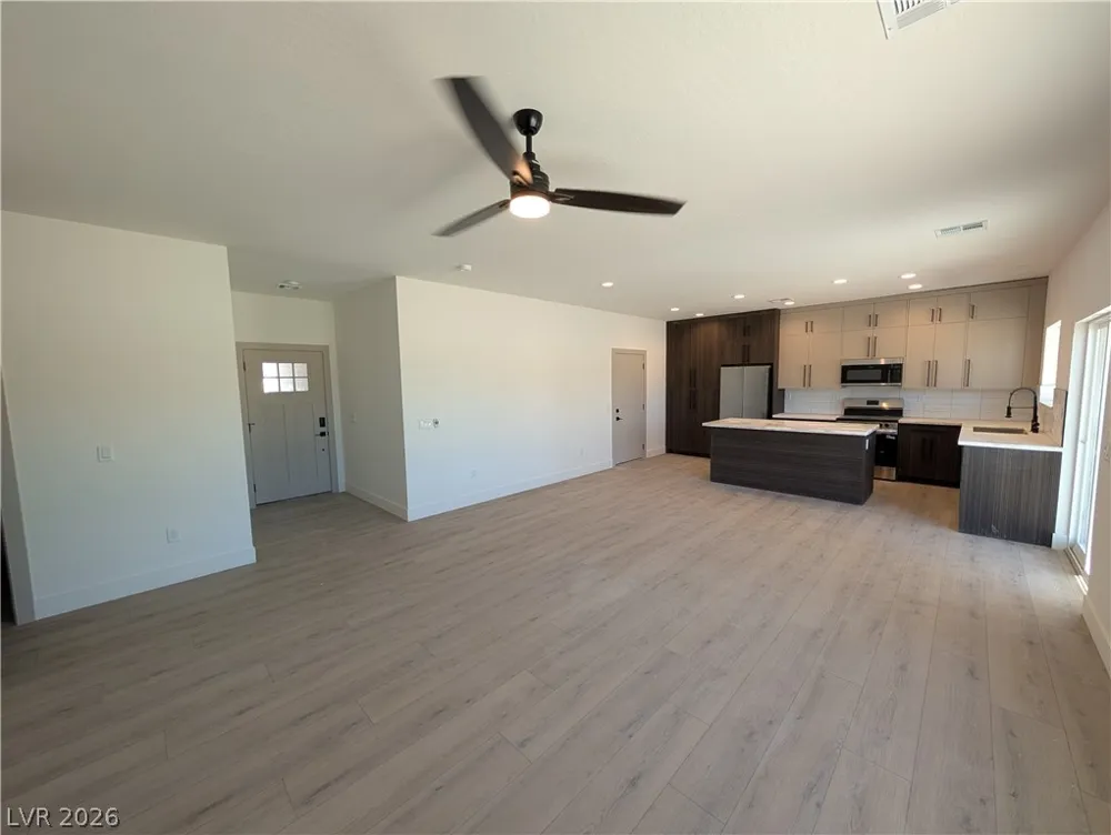 2886 Mount Charleston Pahrump, NV 89048