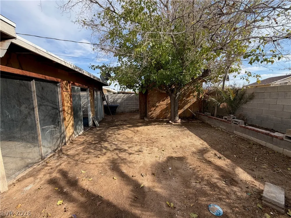 2319 La Puente Street Las Vegas, NV 89115