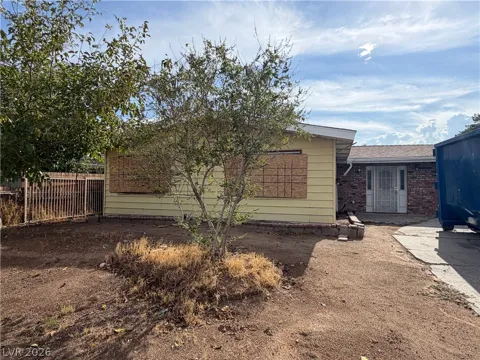 2319 La Puente Street