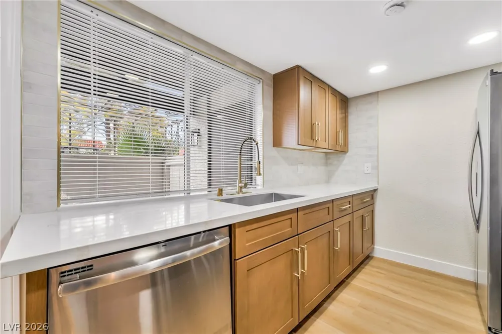 1405 Vegas Valley Drive #51 Las Vegas, NV 89169