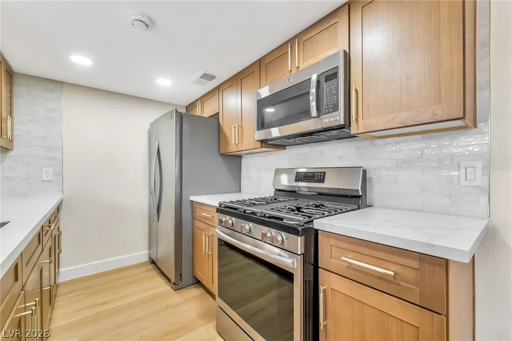 1405 Vegas Valley Drive #51 Las Vegas, NV 89169