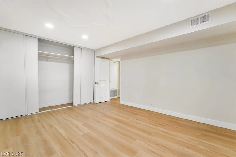 1405 Vegas Valley Drive #51 Las Vegas, NV 89169