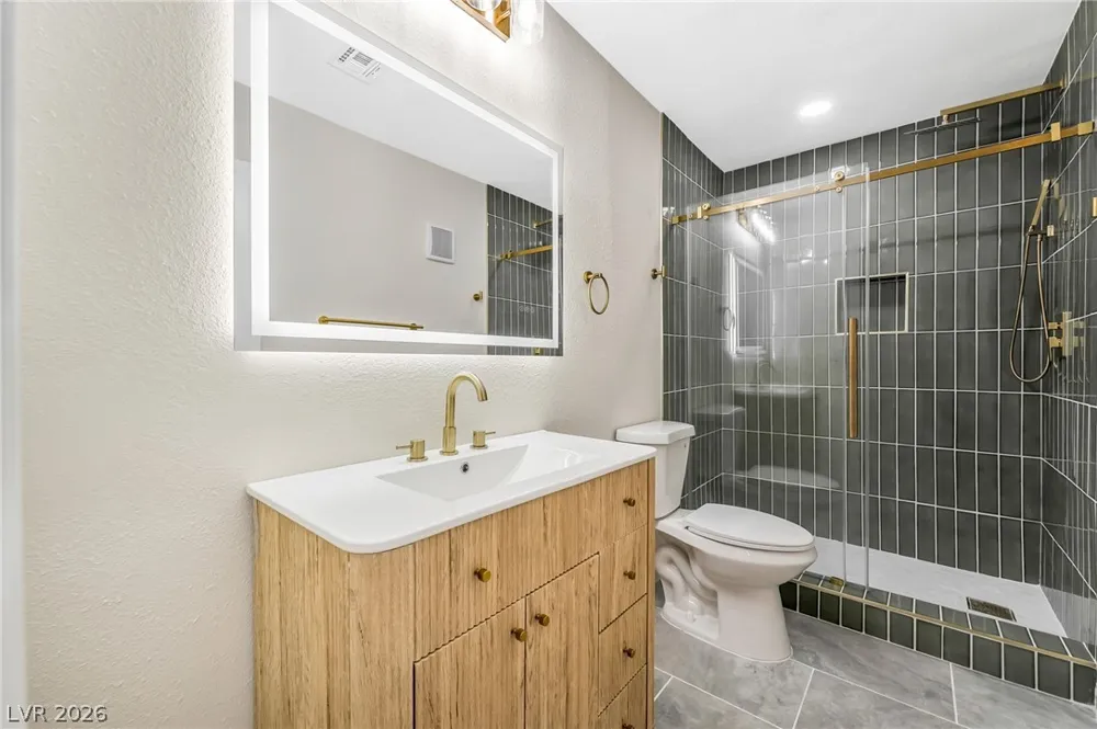 1405 Vegas Valley Drive #51 Las Vegas, NV 89169
