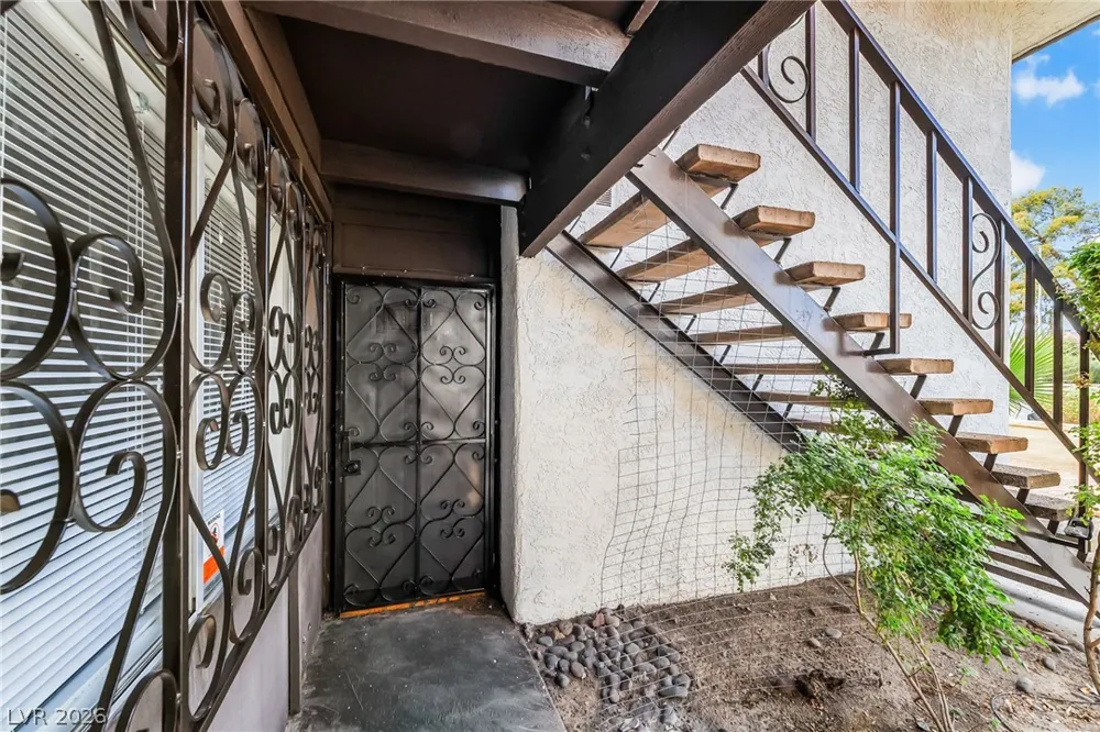 1405 Vegas Valley Drive #51 Las Vegas, NV 89169