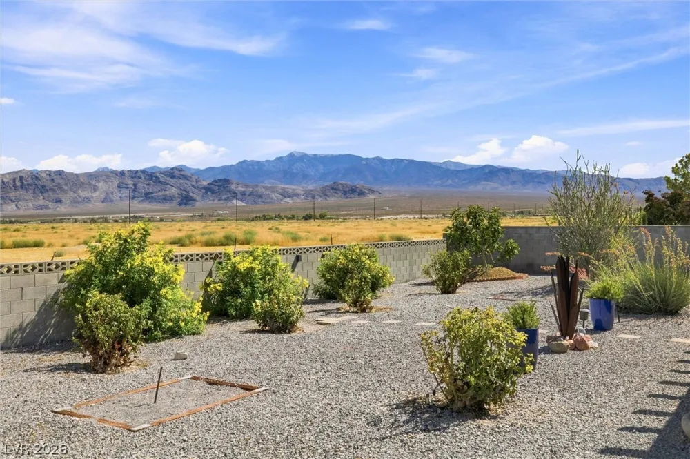 5100 Graystone Drive Pahrump, NV 89061