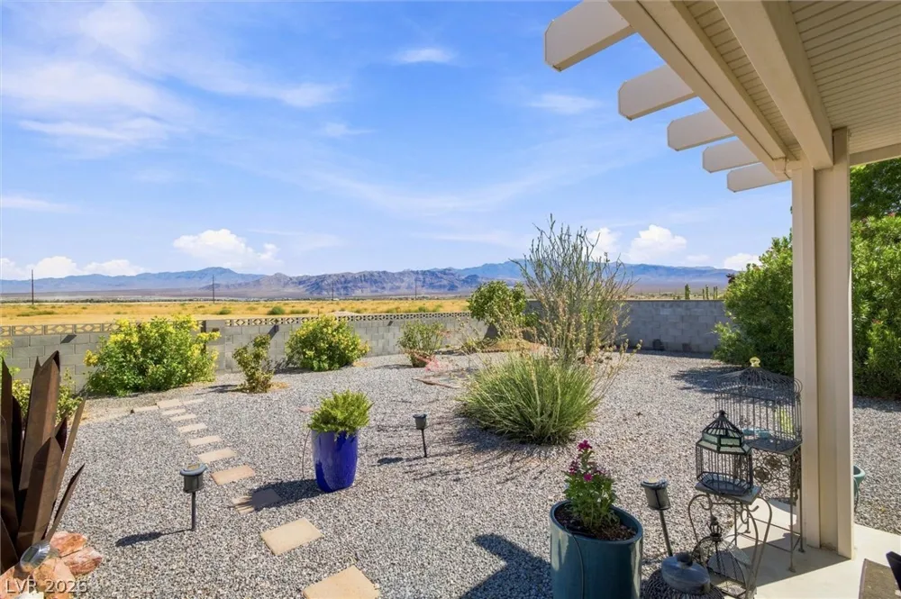 5100 Graystone Drive Pahrump, NV 89061