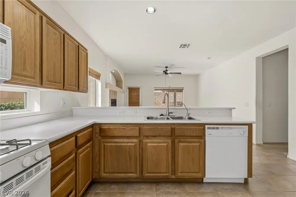 2935 Shimmering Bay Street Laughlin, NV 89029