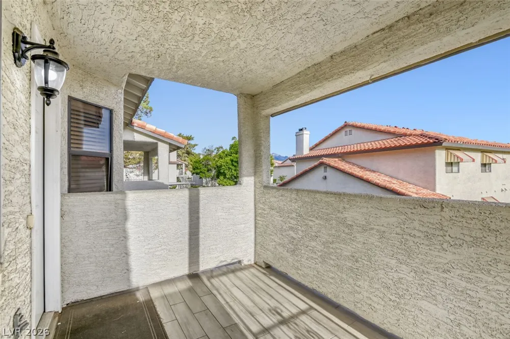 2720 Beaver Creek Court #202 Las Vegas, NV 89117