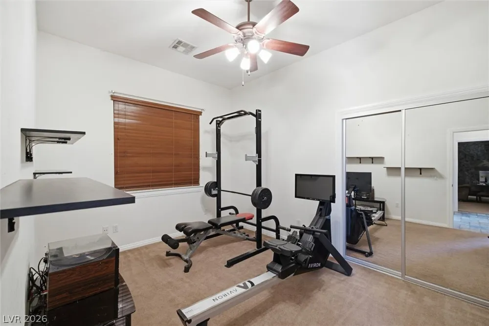 3890 Oakleaf Avenue Pahrump, NV 89048