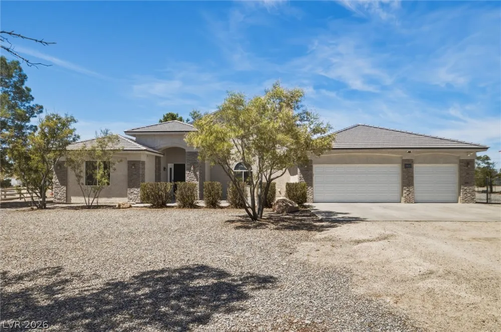 3890 Oakleaf Avenue Pahrump, NV 89048