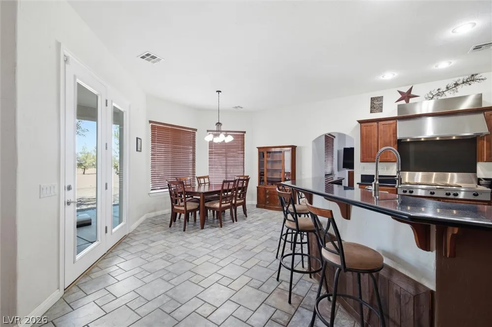 3890 Oakleaf Avenue Pahrump, NV 89048
