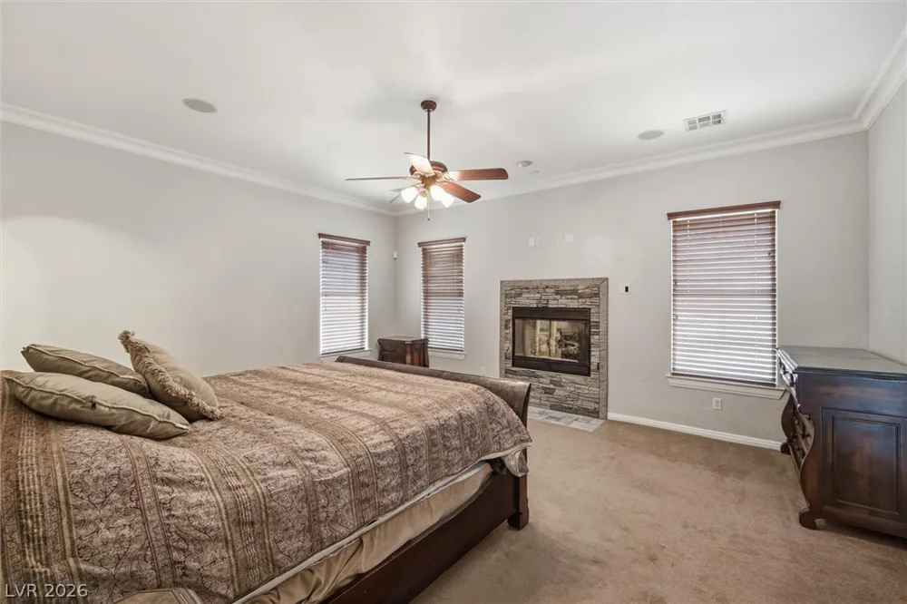 3890 Oakleaf Avenue Pahrump, NV 89048