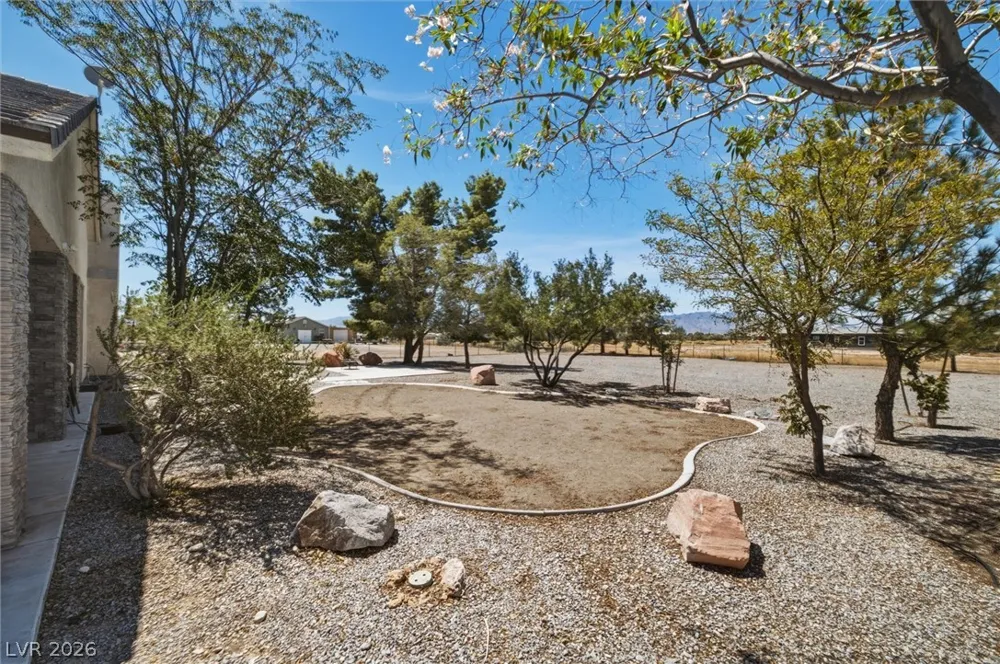 3890 Oakleaf Avenue Pahrump, NV 89048