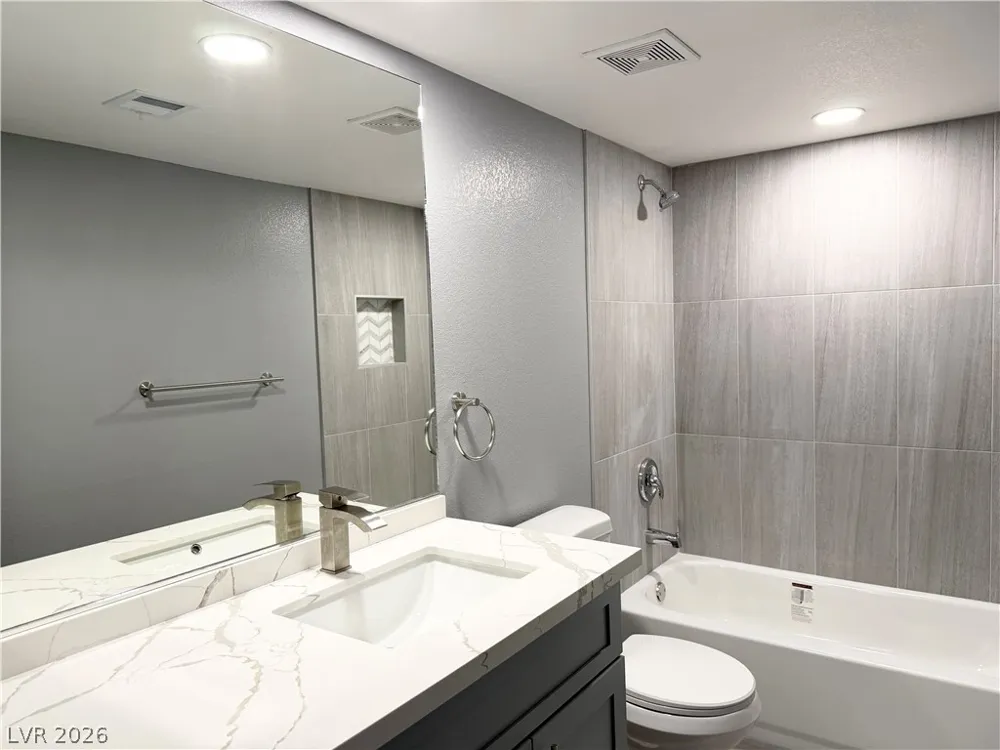 4160 Gannet Circle #341 Las Vegas, NV 89103
