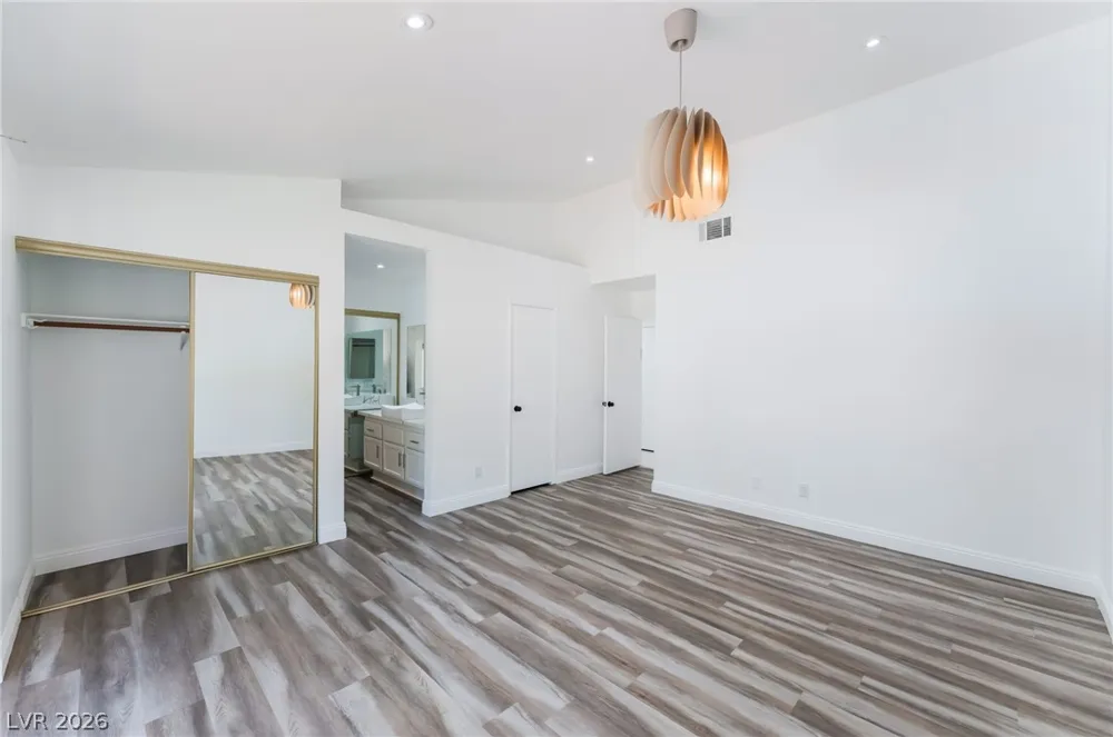 9028 Cypress Point Way Las Vegas, NV 89117