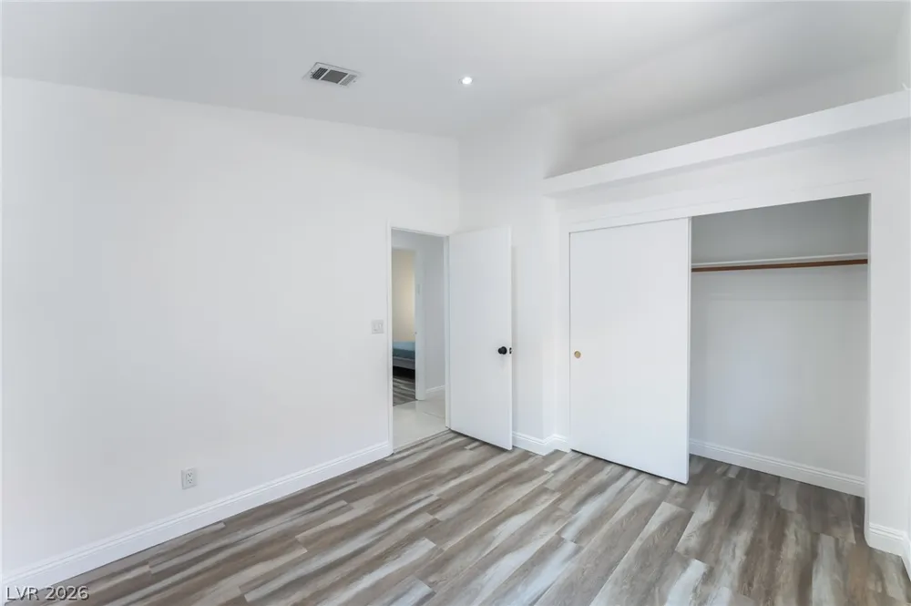 9028 Cypress Point Way Las Vegas, NV 89117