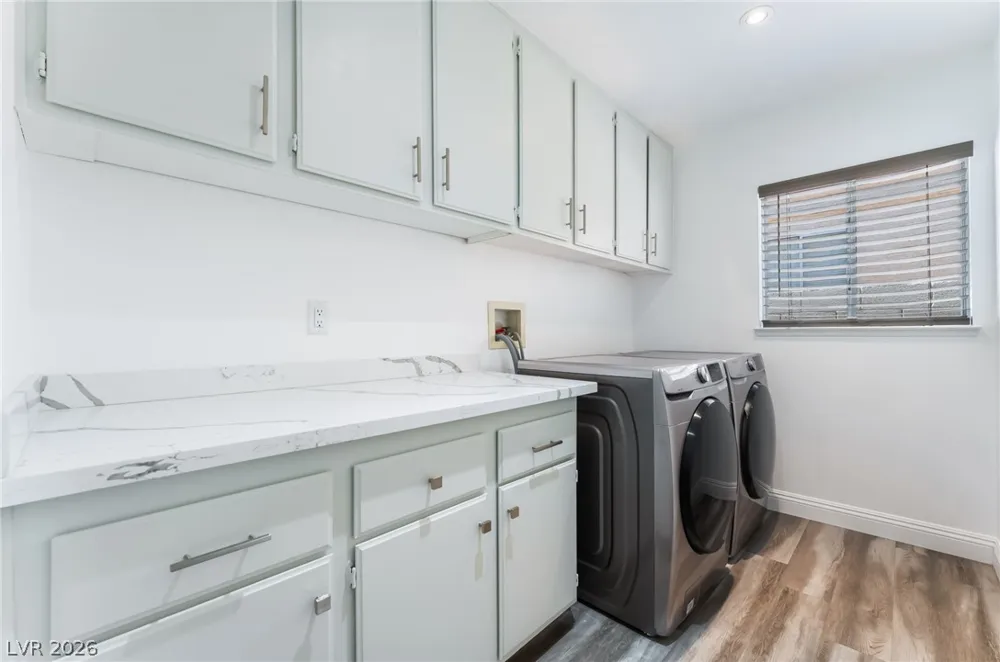 9028 Cypress Point Way Las Vegas, NV 89117