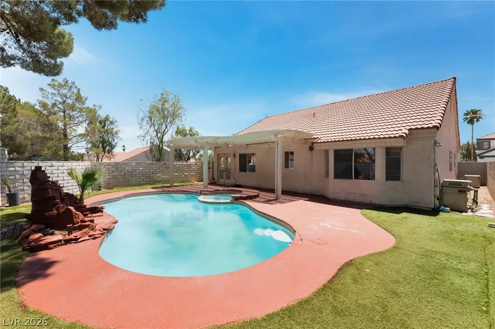 9028 Cypress Point Way Las Vegas, NV 89117