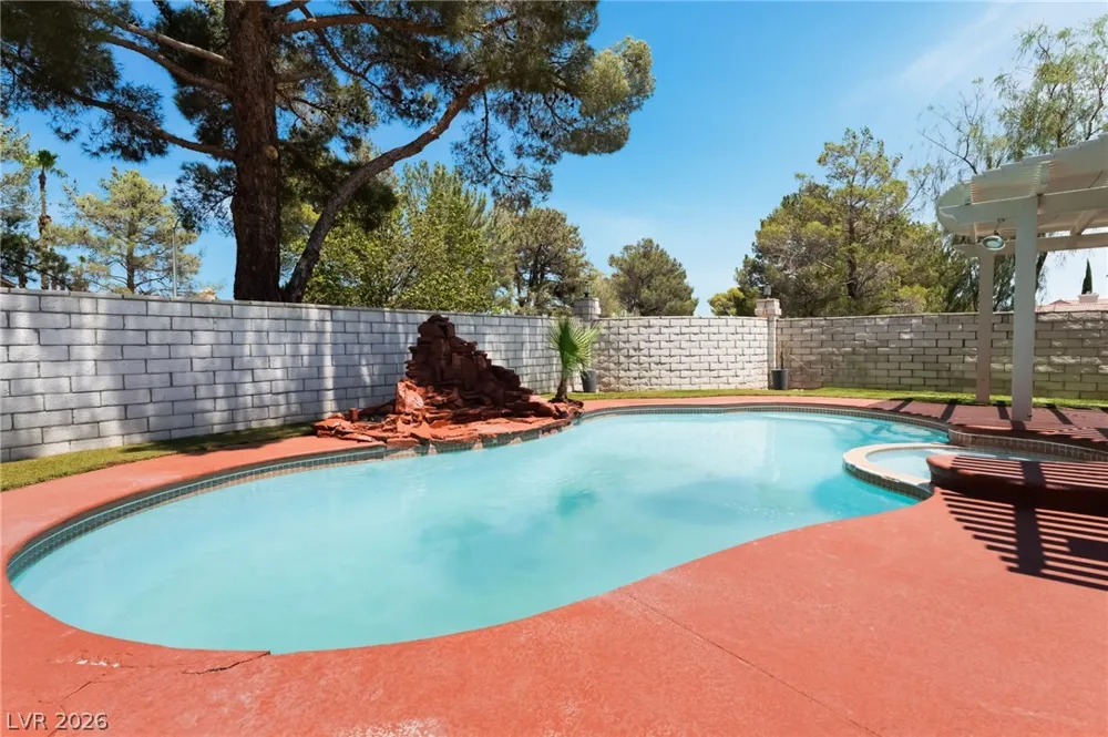 9028 Cypress Point Way Las Vegas, NV 89117