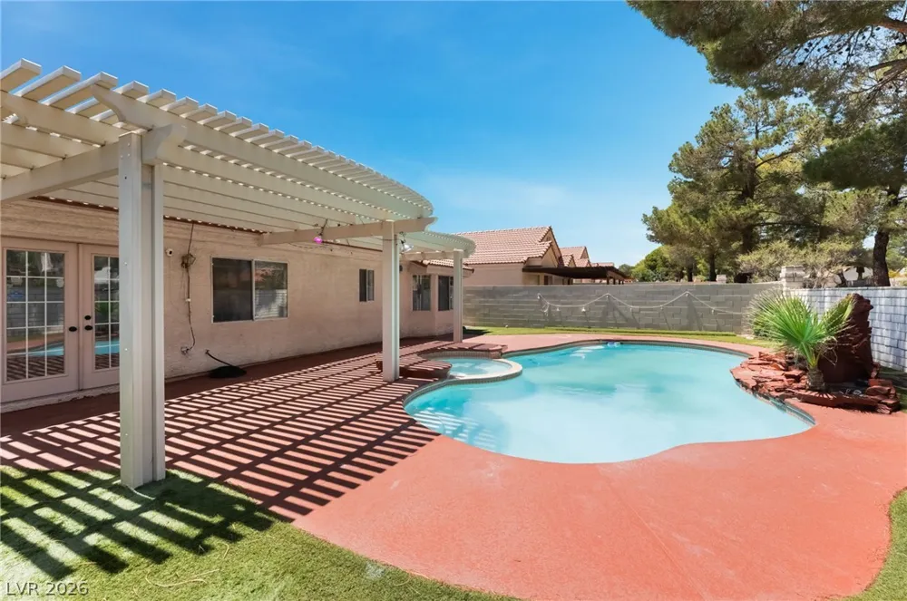 9028 Cypress Point Way Las Vegas, NV 89117