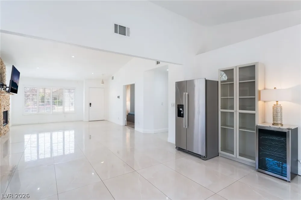 9028 Cypress Point Way Las Vegas, NV 89117