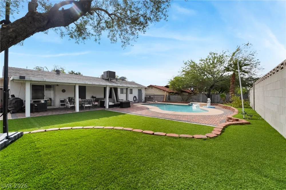 1404 Gloria Lane Boulder City, NV 89005