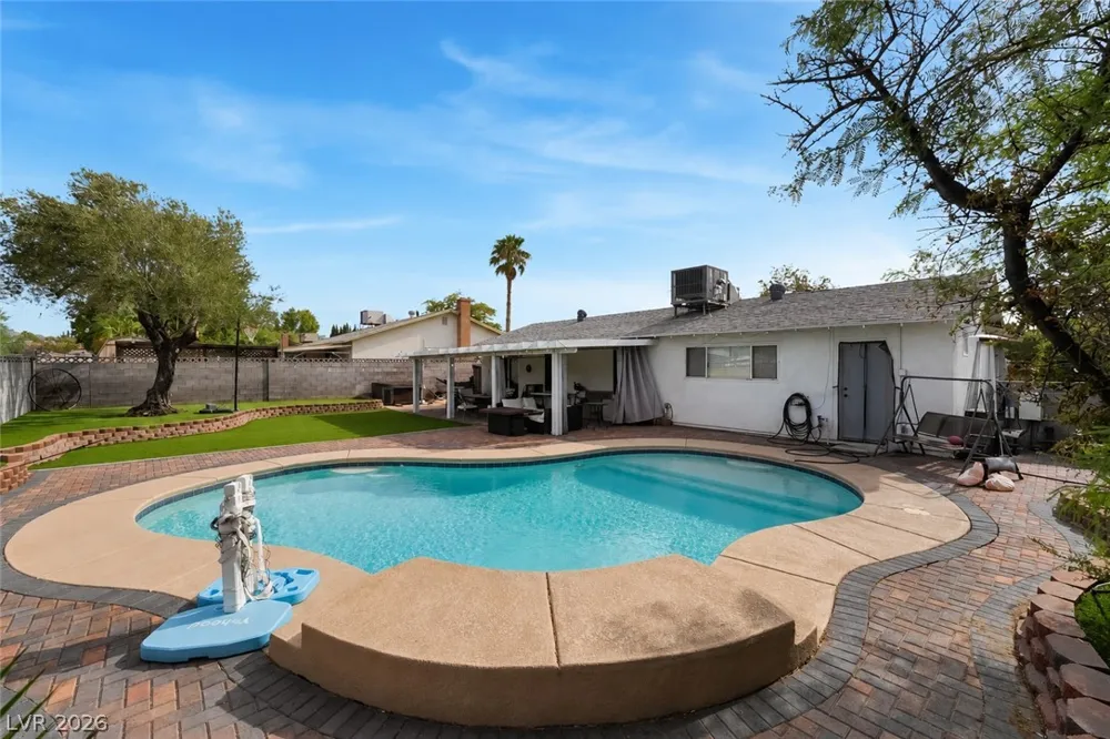 1404 Gloria Lane Boulder City, NV 89005