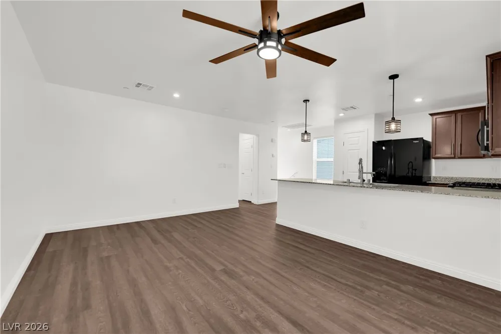 4594 Ingleton Circle Las Vegas, NV 89115