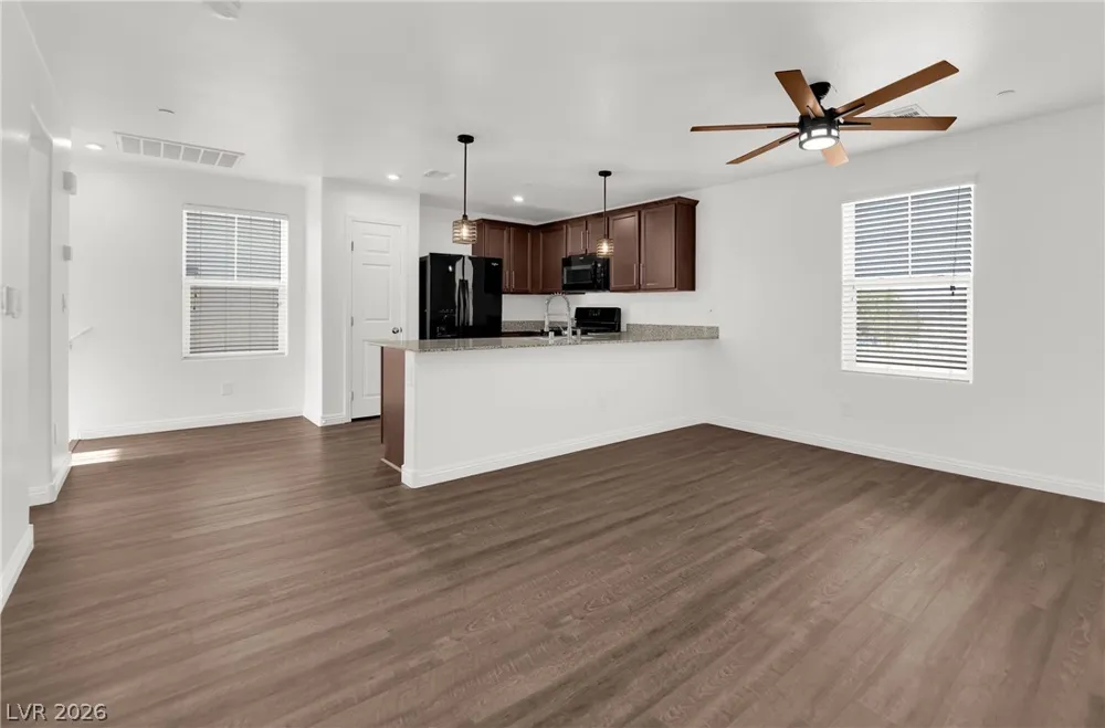 4594 Ingleton Circle Las Vegas, NV 89115