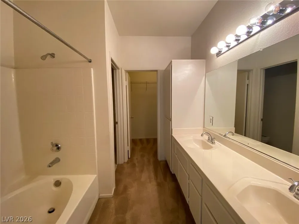 251 S Green Valley Parkway #1012 Henderson, NV 89012