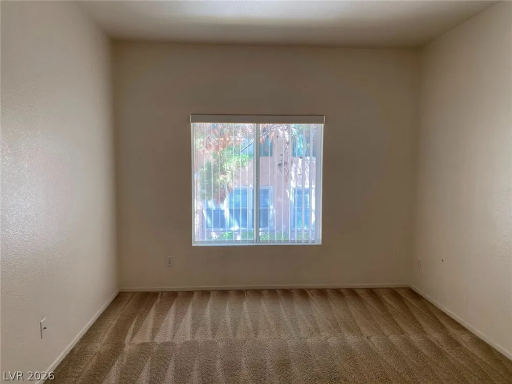 251 S Green Valley Parkway #1012 Henderson, NV 89012