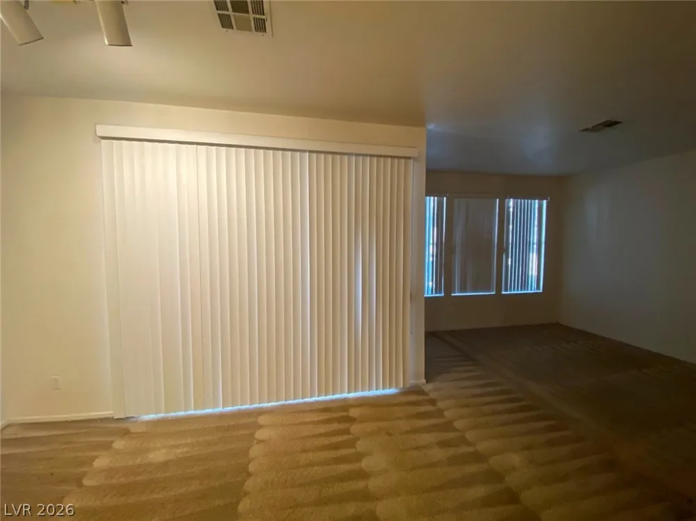 251 S Green Valley Parkway #1012 Henderson, NV 89012