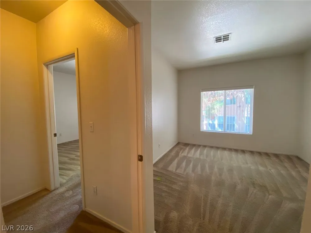 251 S Green Valley Parkway #1012 Henderson, NV 89012